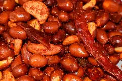 Cacahuate enchilado con ajo